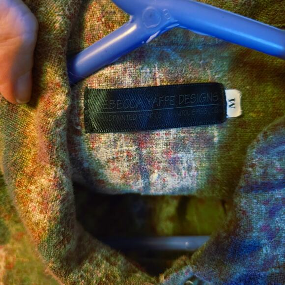 Rebecca Yaffe handpainted art to wear lagenlook button up shirt size medium - Picture 3 of 4